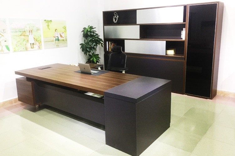 老板辦公桌尺寸